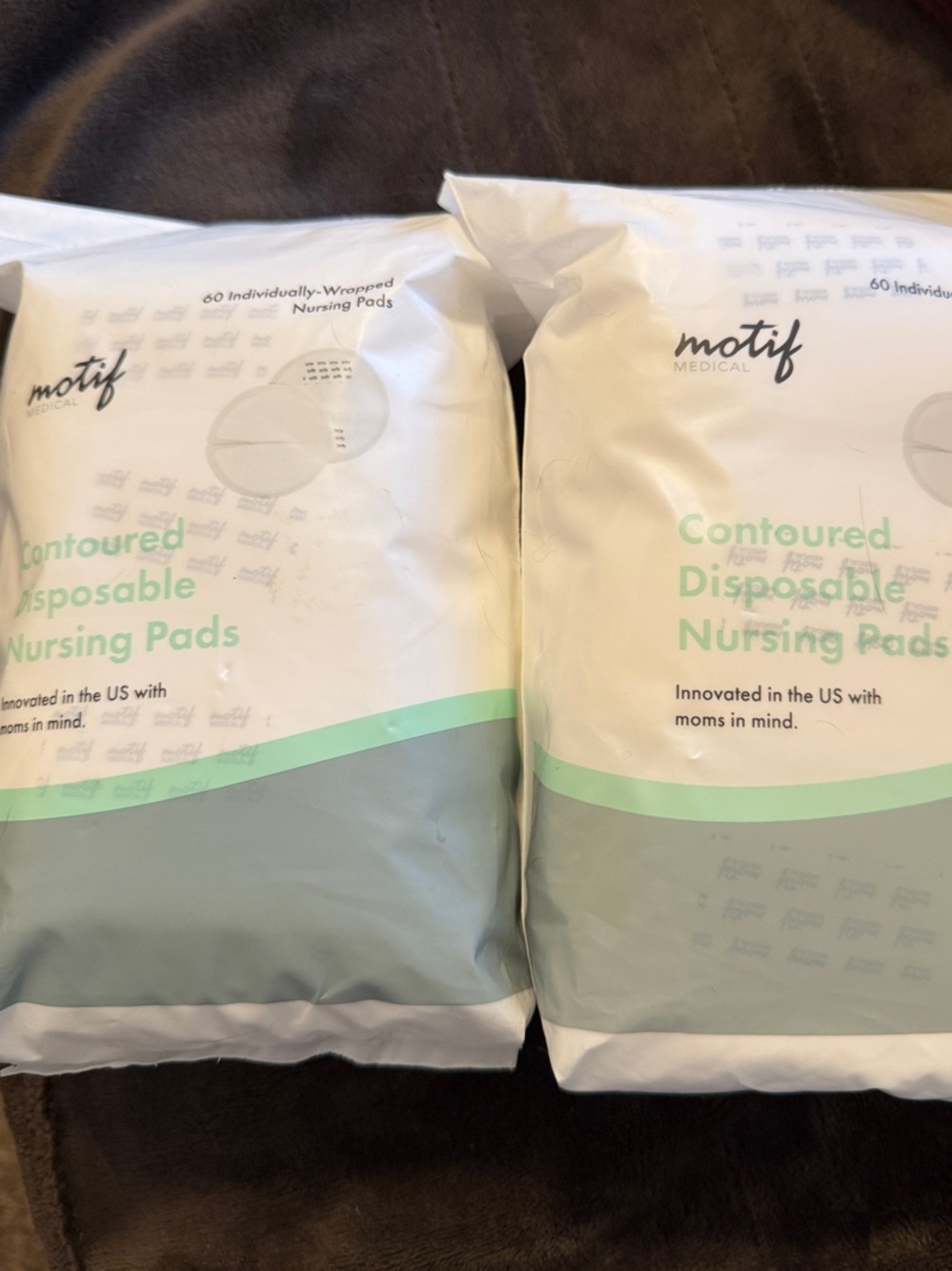 Motif Contoured Disposable Nursing Pads — White